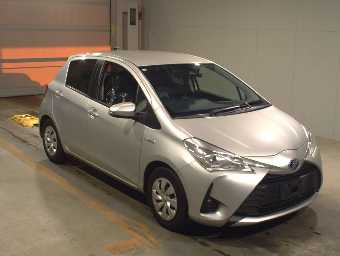 TOYOTA VITZ 2020 Image 3