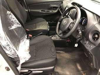 TOYOTA VITZ 2020 Image 5