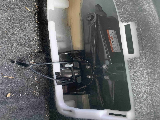 TOYOTA ESQUIRE 2019 Image 26