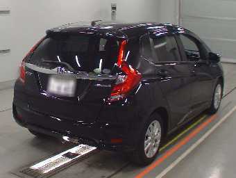 HONDA FIT HYBRID 2017 Image 2