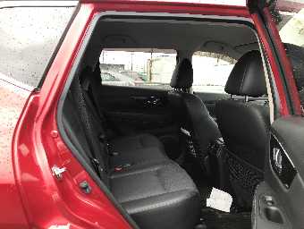 NISSAN X-TRAIL 2019 Image 7