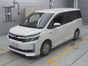 TOYOTA VOXY 2014 Image 1