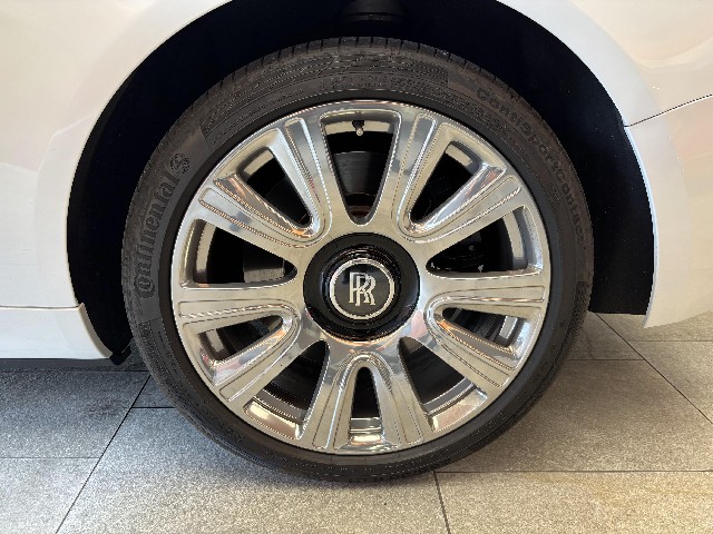 ROLLS ROYCE DAWN 2017 Image 28