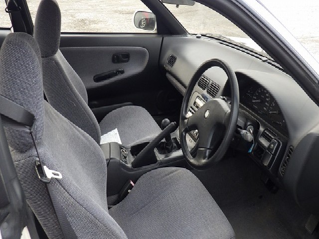 NISSAN SILVIA 1992 Image 23