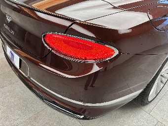 BENTLEY CONTINENTAL 2022 Image 21