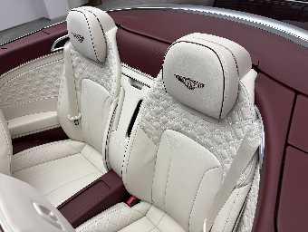 BENTLEY CONTINENTAL 2022 Image 27