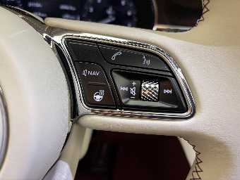 BENTLEY CONTINENTAL 2022 Image 37