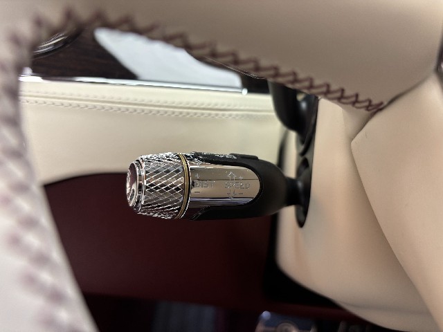 BENTLEY CONTINENTAL 2022 Image 45