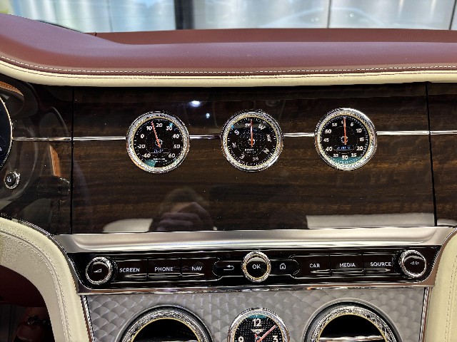 BENTLEY CONTINENTAL 2022 Image 49