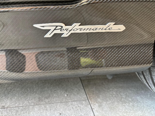 LAMBORGHINI URUS 2024 Image 20