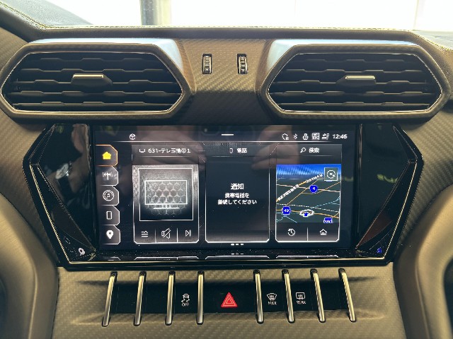 LAMBORGHINI URUS 2024 Image 43