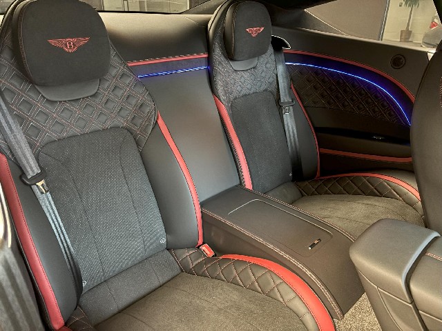 BENTLEY CONTINENTAL 2023 Image 30