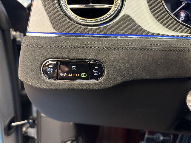 BENTLEY CONTINENTAL 2023 Image 33