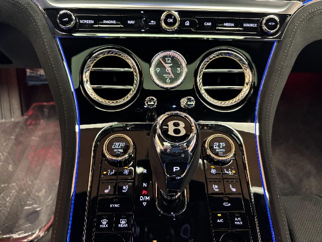 BENTLEY CONTINENTAL 2023 Image 39