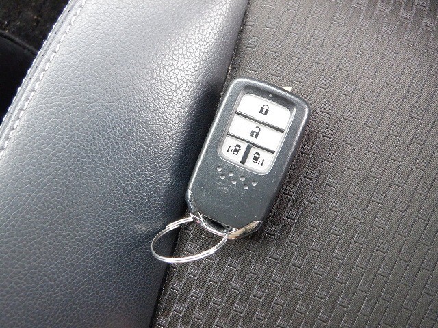 HONDA STEPWGN SPADA 2021 Image 19