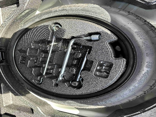 TOYOTA COROLLA 2019 Image 23