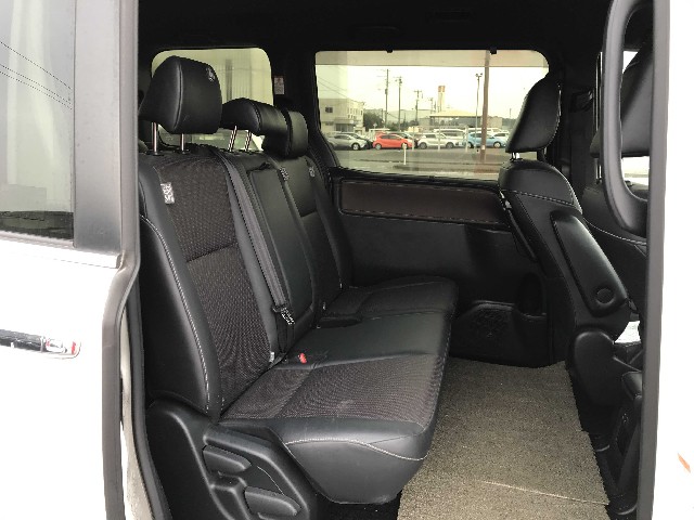 TOYOTA ESQUIRE 2019 Image 22