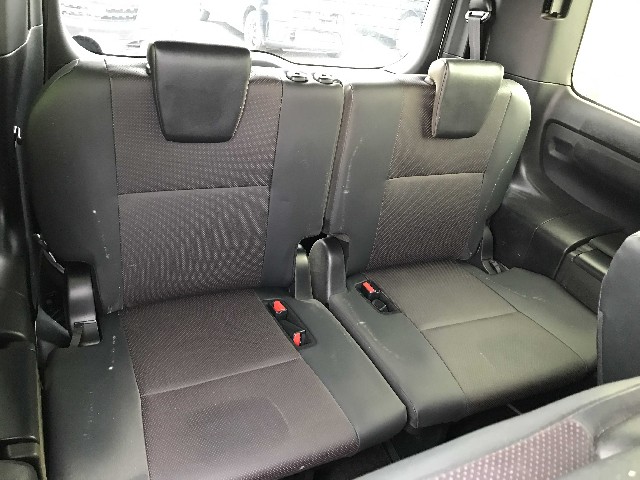 TOYOTA ESQUIRE 2019 Image 23