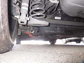 TOYOTA VITZ 2017 Image 13