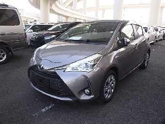TOYOTA VITZ 2017 Image 1