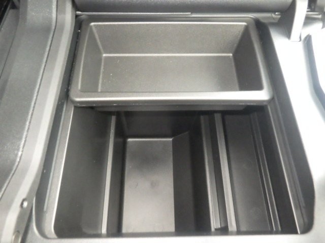 TOYOTA LAND CRUISER 2023 Image 41