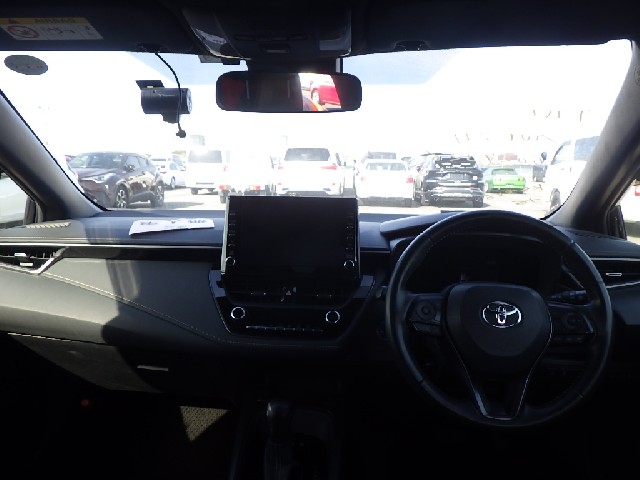 TOYOTA COROLLA TOURING 2020 Image 21