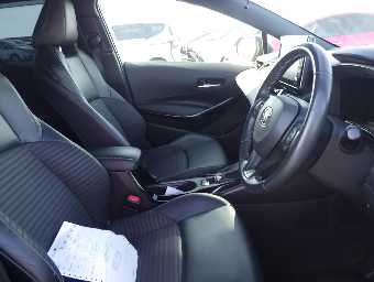 TOYOTA COROLLA TOURING 2020 Image 9