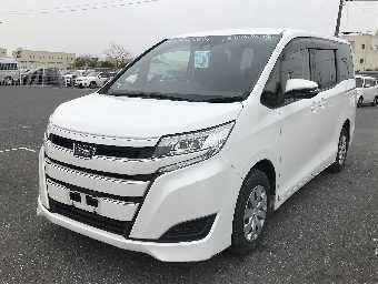 TOYOTA NOAH 2019 Image 1