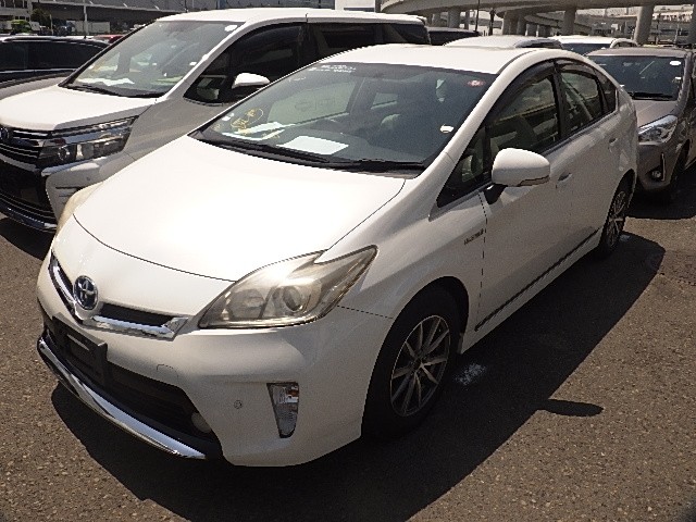 TOYOTA PRIUS 2012 Image 20