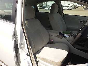 TOYOTA PRIUS 2012 Image 8