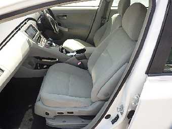 TOYOTA PRIUS 2012 Image 10