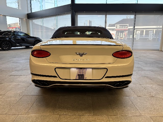 BENTLEY CONTINENTAL 2023 Image 20
