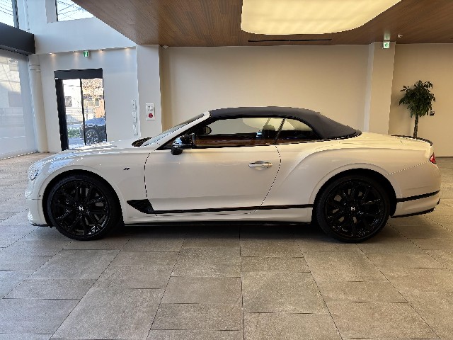 BENTLEY CONTINENTAL 2023 Image 22