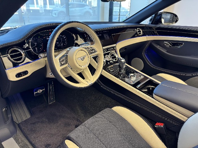 BENTLEY CONTINENTAL 2023 Image 29