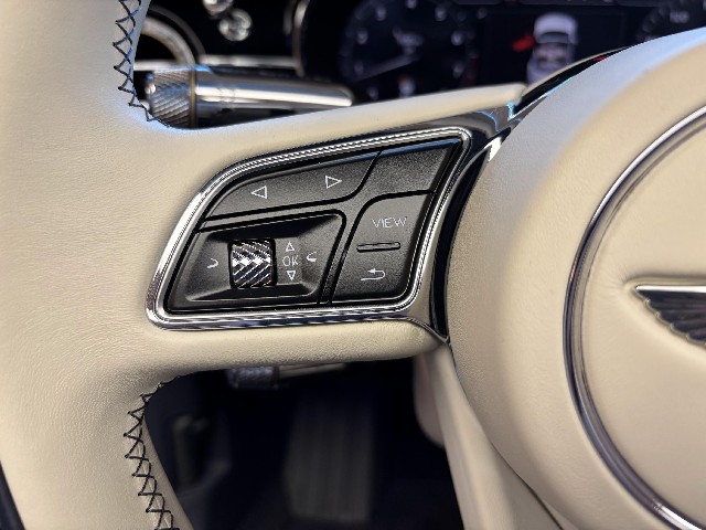BENTLEY CONTINENTAL 2023 Image 44