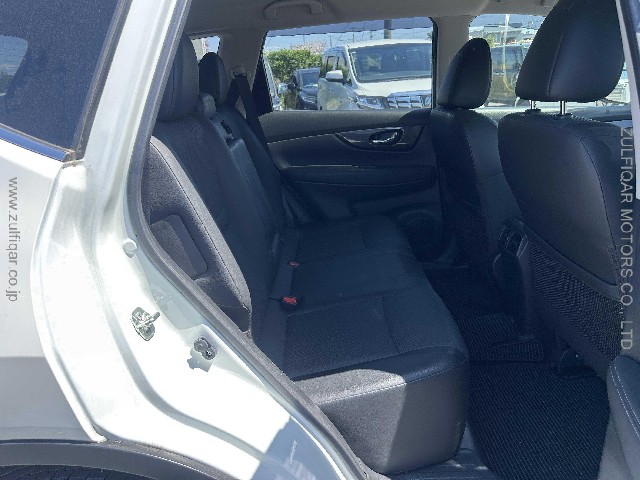 NISSAN X-TRAIL 2019 Image 23