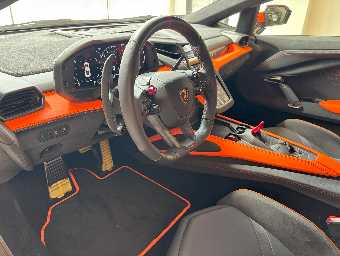 LAMBORGHINI REVUELTO 2025 Image 23