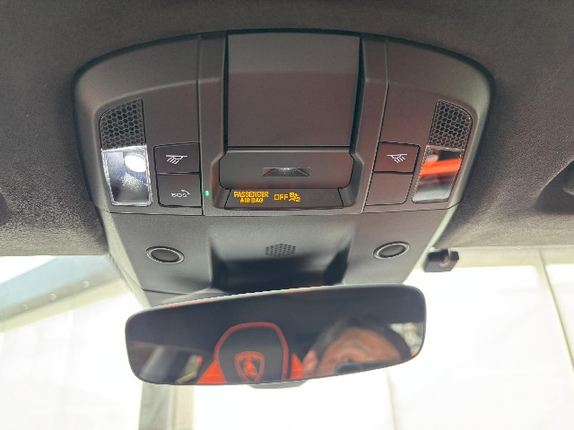 LAMBORGHINI REVUELTO 2025 Image 45