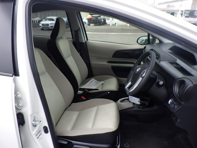 TOYOTA AQUA 2014 Image 23