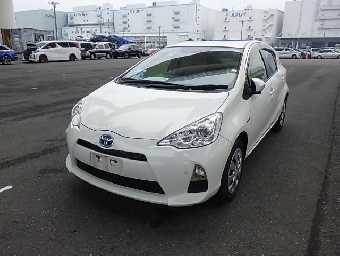 TOYOTA AQUA 2014 Image 1