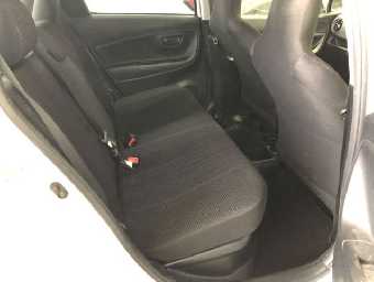TOYOTA VITZ 2019 Image 7