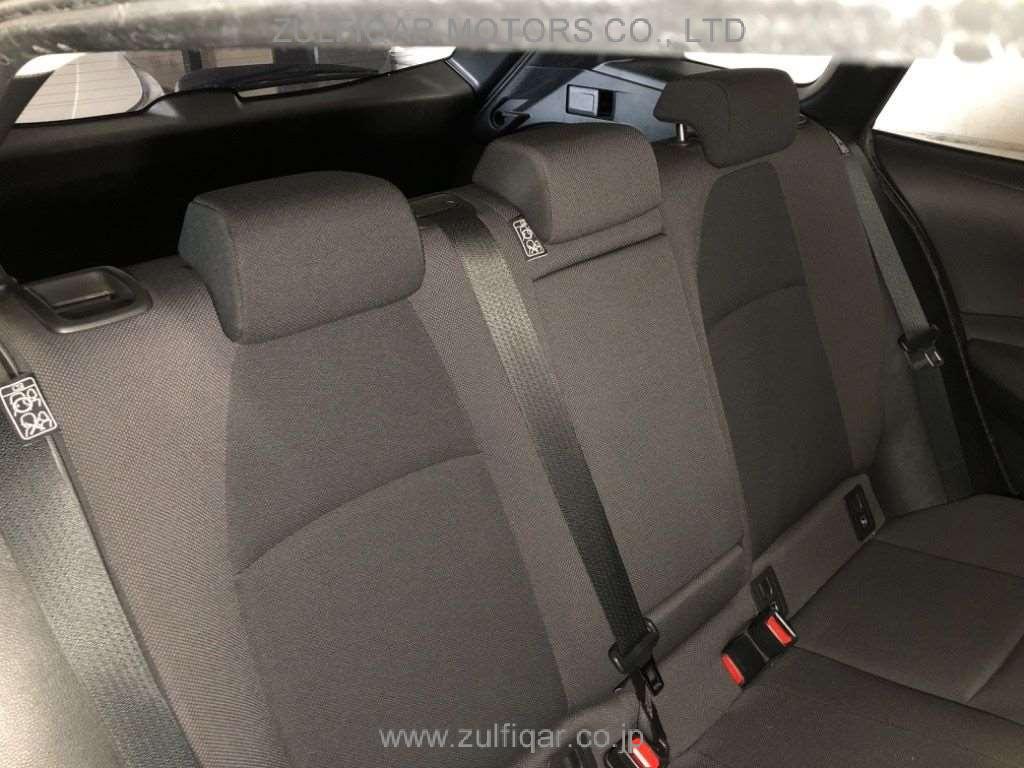 TOYOTA COROLLA TOURING 2020 Image 7