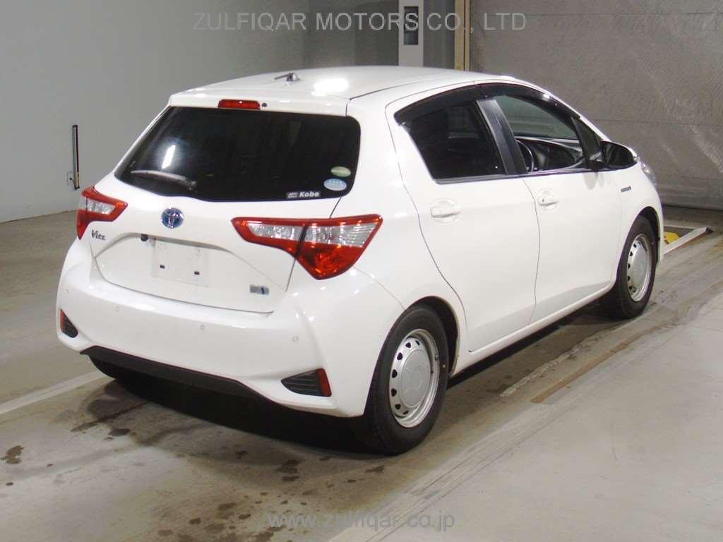 TOYOTA VITZ 2019 Image 2