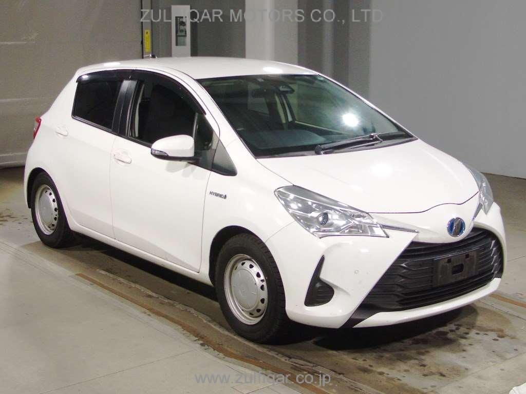 TOYOTA VITZ 2019 Image 3