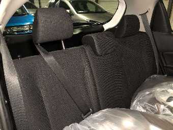 TOYOTA VITZ 2019 Image 7