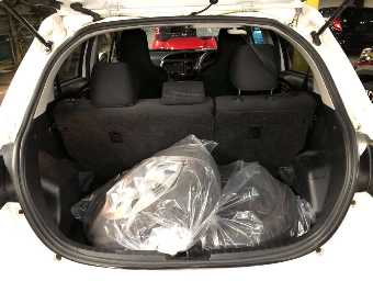 TOYOTA VITZ 2019 Image 8