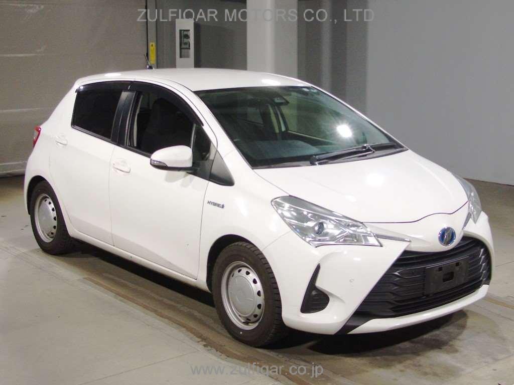 TOYOTA VITZ 2019 Image 3