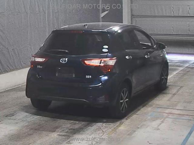TOYOTA VITZ 2018 Image 2