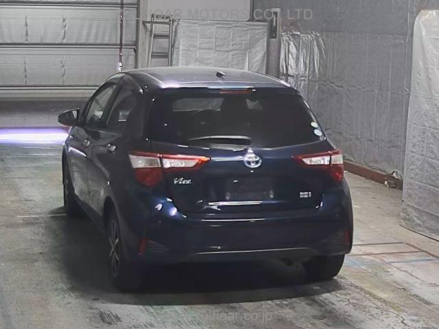 TOYOTA VITZ 2018 Image 8