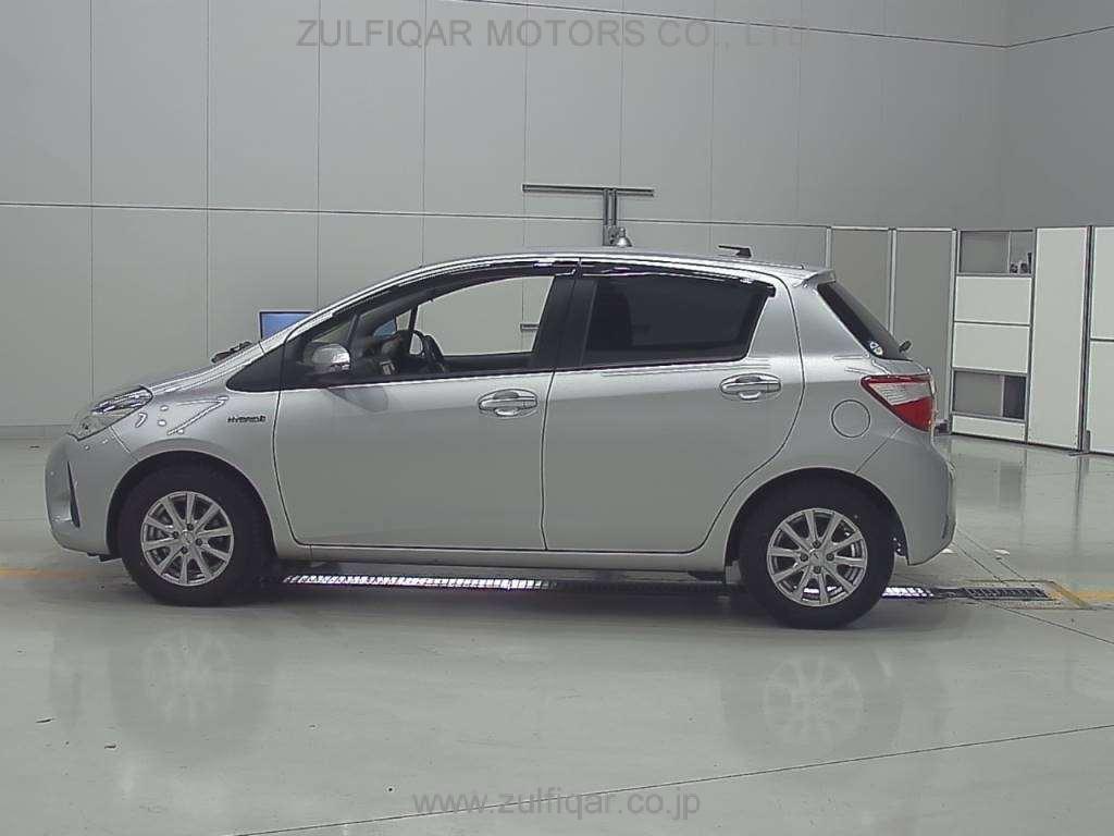 TOYOTA VITZ 2020 Image 4